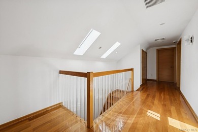 Welcome to your dream waterfront retreat! This beautifully - photo 13