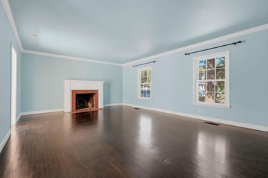 Full of character and charm, this beautifully maintained 1940 - photo 13