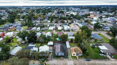 EXCEPTIONAL downtown Houma, Commercial opportunity offering