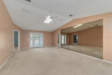 A rare gem in the gated 55+ community of Oak Run! Beautifully - photo 6
