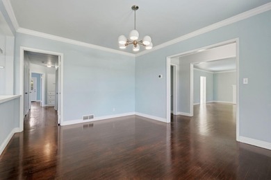 Full of character and charm, this beautifully maintained 1940 - photo 19