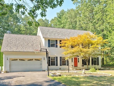 Littles Lake Home For Sale in Menands New York