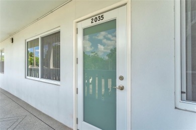 Lake Condo For Sale in Deerfield Beach, Florida