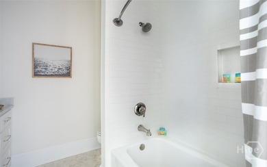 Enjoy the best of modern construction and Historic District - photo 23