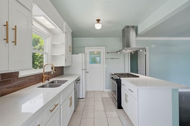 Full of character and charm, this beautifully maintained 1940 - photo 23