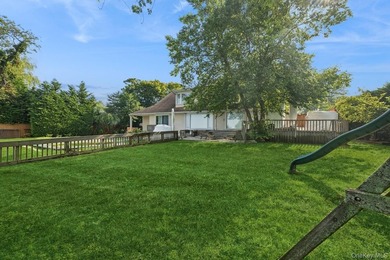 Welcome to your dream waterfront retreat! This beautifully - photo 25