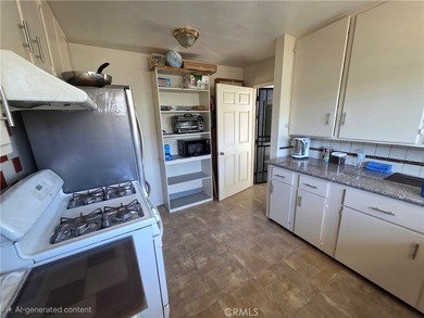Garage has been converted into living quarters - photo 5