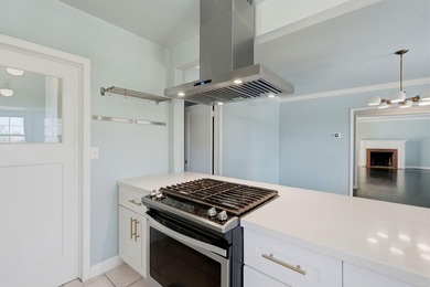 Full of character and charm, this beautifully maintained 1940 - photo 25