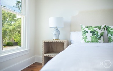 Enjoy the best of modern construction and Historic District - photo 28
