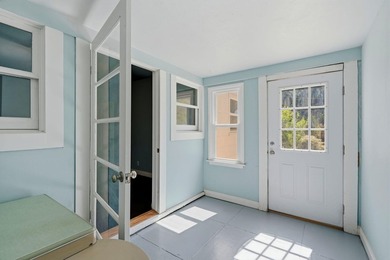 Full of character and charm, this beautifully maintained 1940 - photo 30