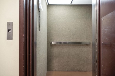 Exceptional value! Remodeled one bedroom, one bathroom condo