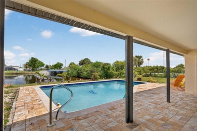 PORT CHARLOTTE!! 2 BEDROOM, 2.5 BATH, 2-CAR GARAGE WATERFRONT - photo 3