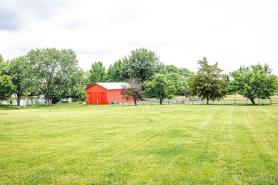 Custom-built 4-bedroom luxury ranch on scenic country setting - photo 34