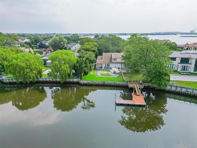 Welcome to your dream waterfront retreat! This beautifully - photo 34