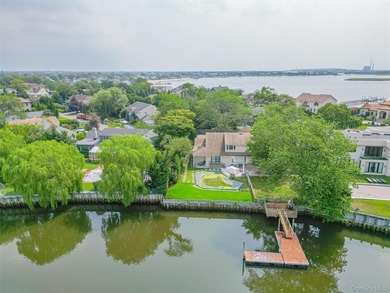 Welcome to your dream waterfront retreat! This beautifully - photo 38