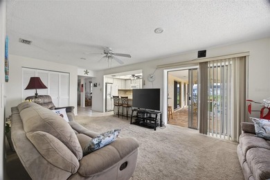 PORT CHARLOTTE!! 2 BEDROOM, 2.5 BATH, 2-CAR GARAGE WATERFRONT - photo 10