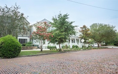 Enjoy the best of modern construction and Historic District - photo 47
