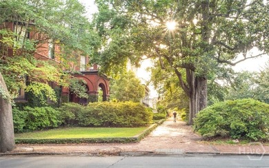 Enjoy the best of modern construction and Historic District - photo 50