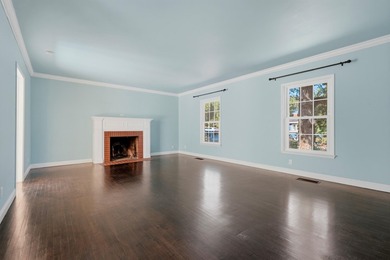 Full of character and charm, this beautifully maintained 1940 - photo 50