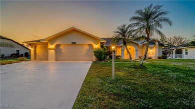 Cape Coral Lakes Area Home For Sale in Cape Coral Florida