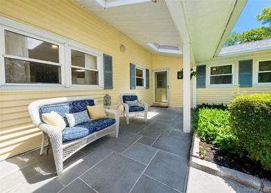 Welcome to 15 Seabrook Lane, Stony Brook A Masterfully Expanded - photo 2