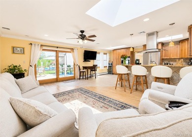 Welcome to 15 Seabrook Lane, Stony Brook A Masterfully Expanded - photo 6