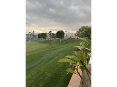 Lake Condo For Sale in Palm Desert, California