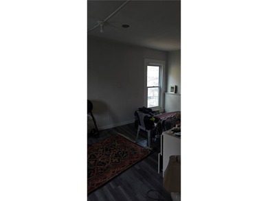 Great investment property! Gross income $60,000 year, separate - photo 12