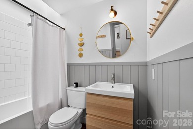 Thoughtfully renovated, light-filled mid-century modern ranch - photo 23