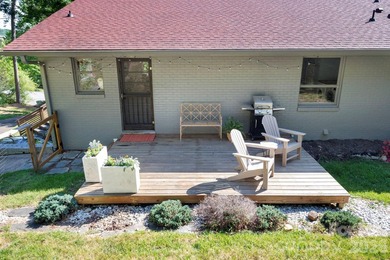 Thoughtfully renovated, light-filled mid-century modern ranch - photo 30