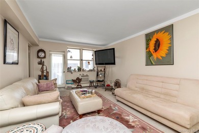 Sun-drenched coastal luxury awaits at Ocean Terrace! This rare - photo 3