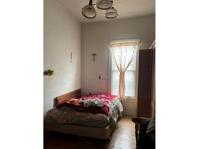Property has 2 one bedroom, 1 bath apts. in the rear for rent - photo 5