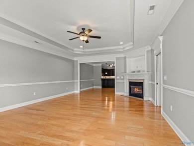 Move In Ready! Absolutely perfect condition with new paint - photo 7