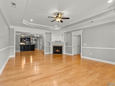 Move In Ready! Absolutely perfect condition with new paint - photo 8