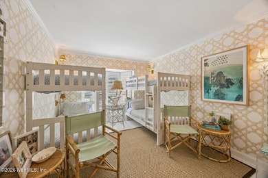 MOVE IN READY with interior design by Lise Davis. This fabulous - photo 25