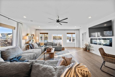 Welcome to this beautiful 4-bedroom, 3.5-bath lake home in the - photo 5