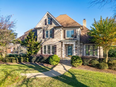 A rare find: Quality Custom built Lake house. 121 feet of water - photo 3
