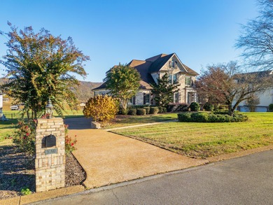 A rare find: Quality Custom built Lake house. 121 feet of water - photo 6