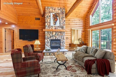 Exceptional Custom Built Log Home on Lake Petenwell! This 4+ - photo 5