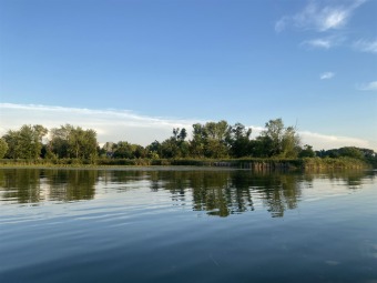 Lake Lot Off Market in Wolcottville, Indiana