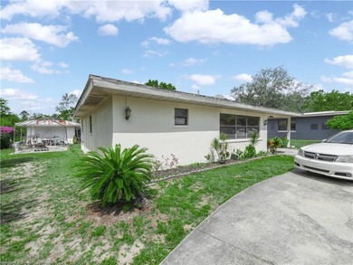 Charming 2 Bed, 2 Bath Concrete Block Home in Prime Sebring - photo 3