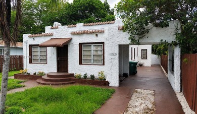 Great opportunity for first-time homebuyers or investors looking - photo 2