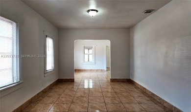 Great opportunity for first-time homebuyers or investors looking - photo 7
