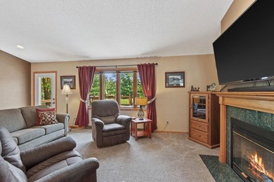 Turn Key Lake Arrowhead Pines Course Home! Superb location just - photo 10
