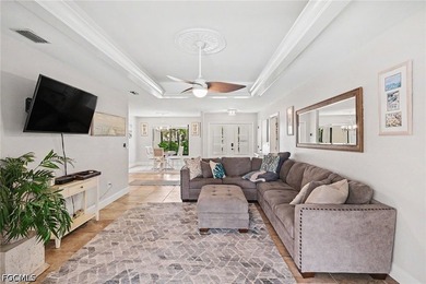 LOCATION, LOCATION, LOCATION! Welcome to this exceptional Direct - photo 5