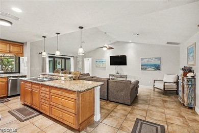 LOCATION, LOCATION, LOCATION! Welcome to this exceptional Direct - photo 10