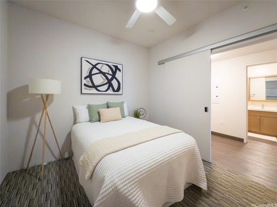 Rarely available GROUND FLOOR unit with enclosed 408 sq. ft - photo 11