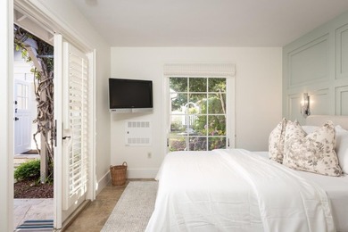 Welcome to Sea Grass Cottage, a newly remodeled Carmel Point - photo 17
