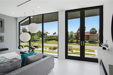Discover this spectacular modern mid-century estate in the - photo 7