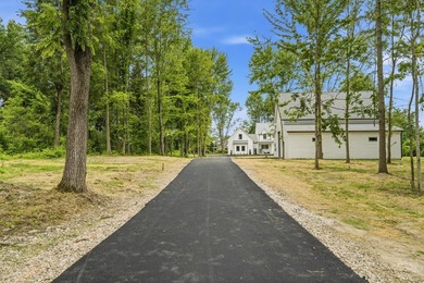 ACREAGE. LUXURY. LOCATION. Opportunities like this are nearly - photo 3